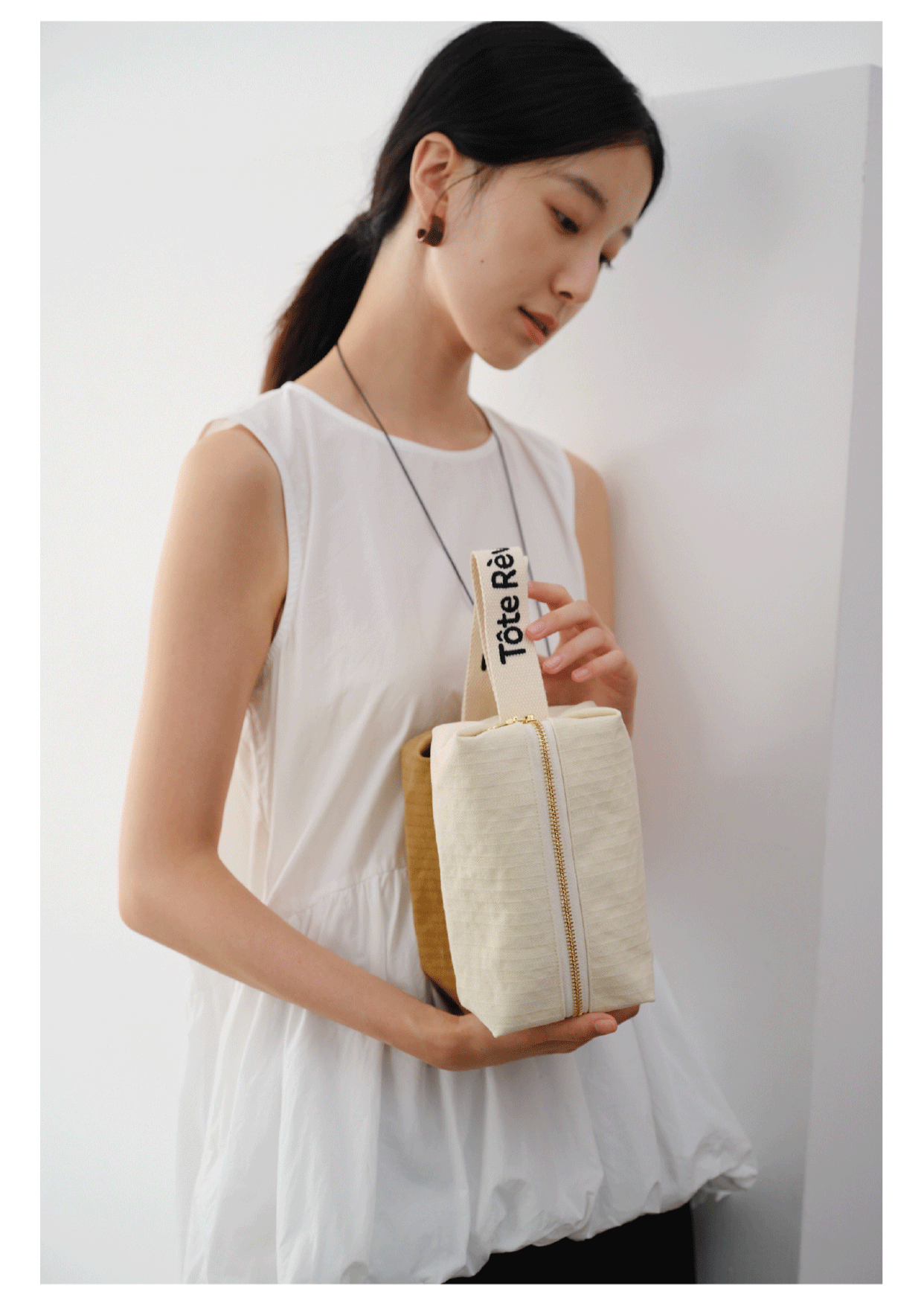 Teto Reve, Casual Simple Cosmetic Bag Macaron Portable Premium Canvas Bag