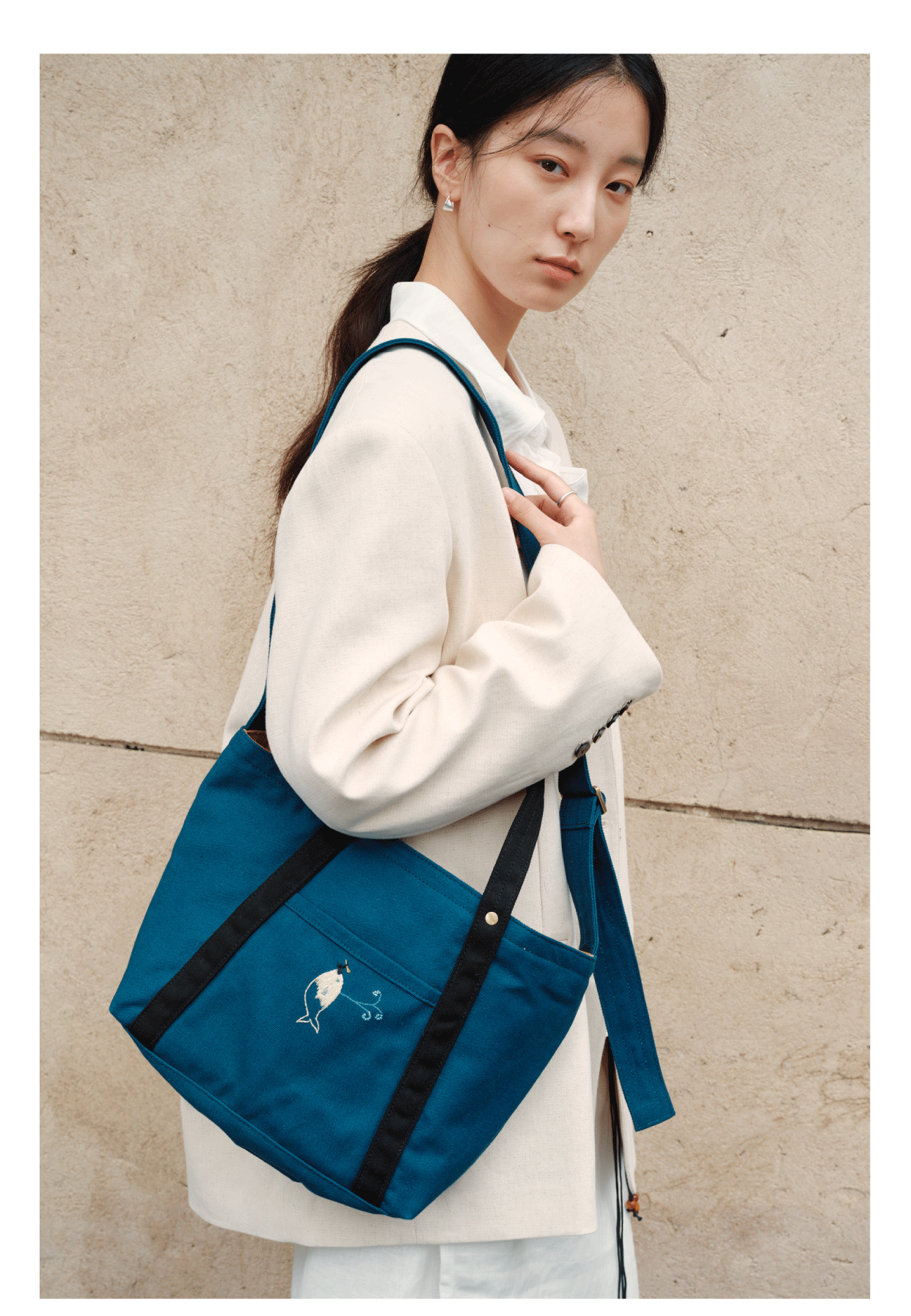 Teto Reve, designer premium minimalist canvas bag, hand embroidered tote bag, casual and versatile